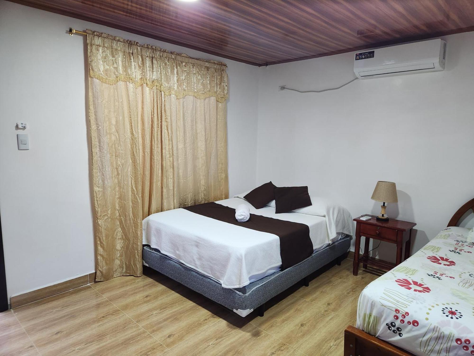 Hotel La Jungla Puerto Villamil Dış mekan fotoğraf