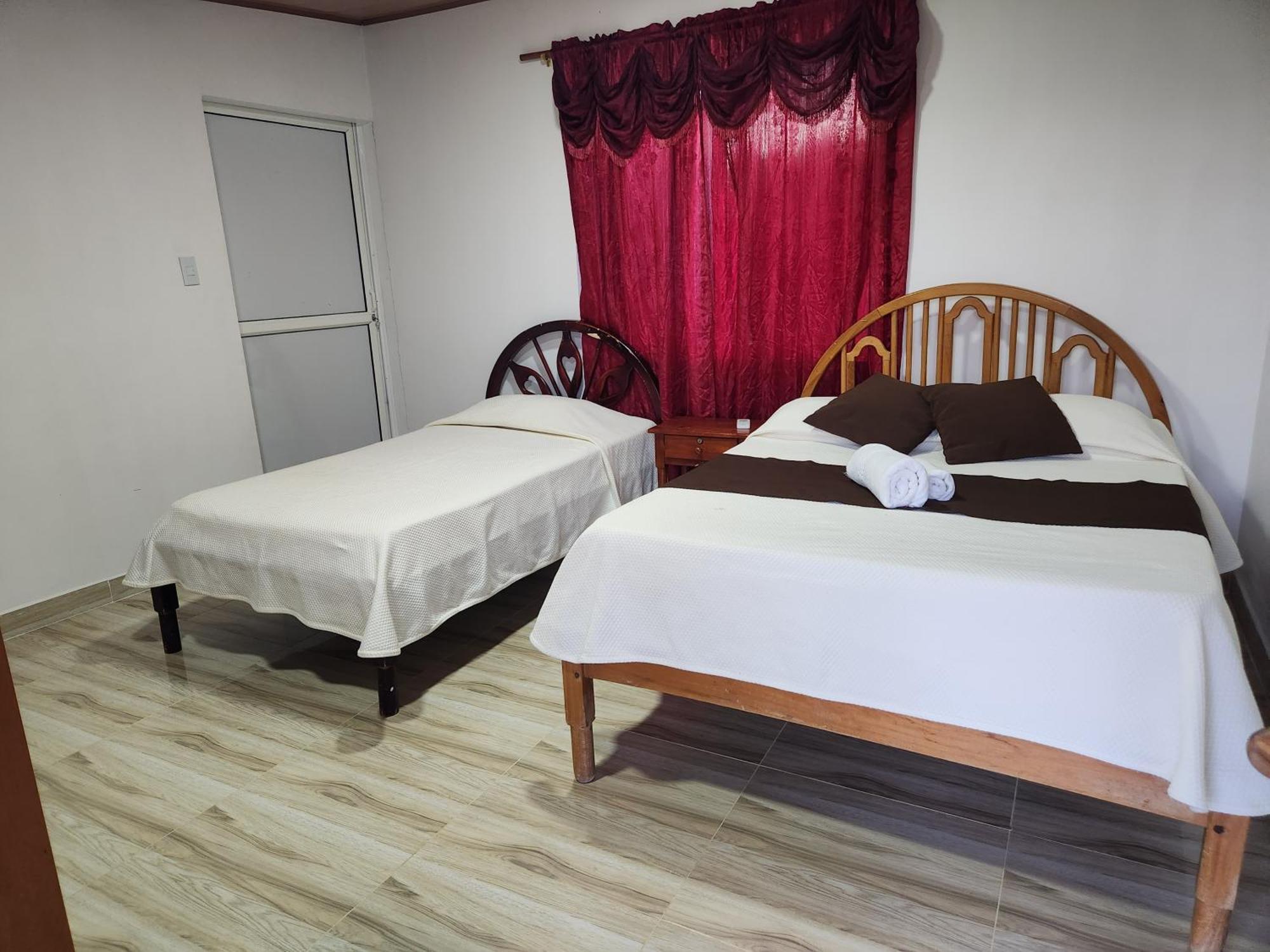 Hotel La Jungla Puerto Villamil Dış mekan fotoğraf